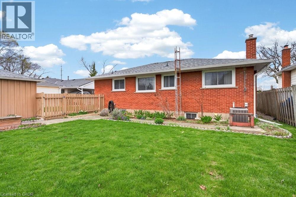 1502 BARKER Avenue, Burlington, Ontario, L7P2R4 — Photo 39