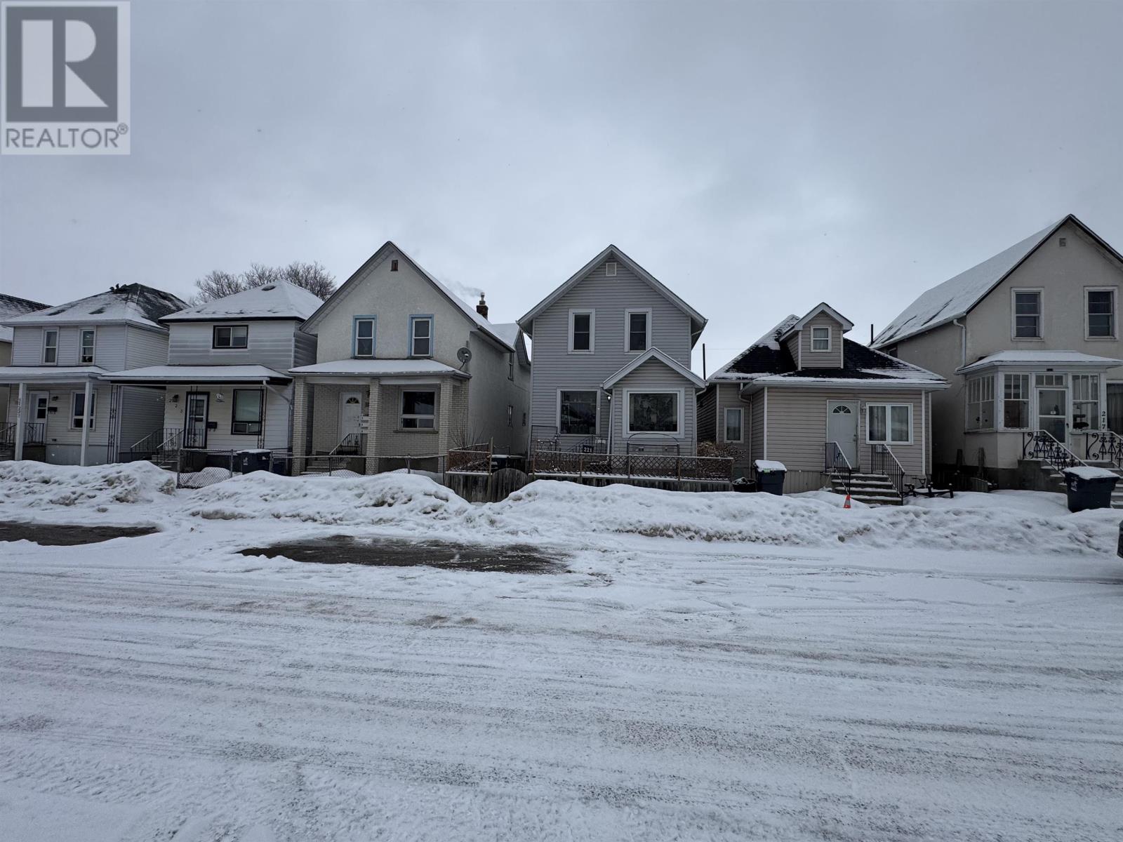 221 Heron Street, Thunder Bay, Ontario, P7C2M4 — Photo 8