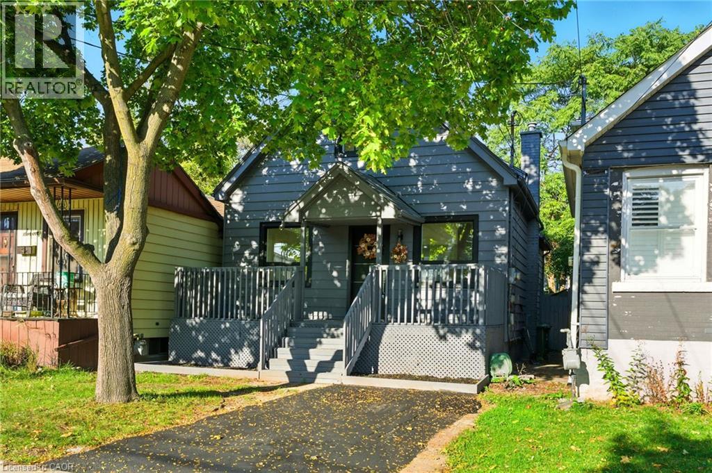 9 ALICE Street, Hamilton, Ontario, L8H4R5 — Photo 2