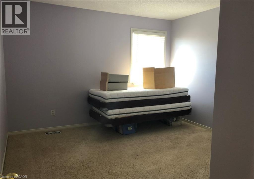 350 HAVENDALE Crescent, Waterloo, Ontario, N2T2T2 — Photo 6