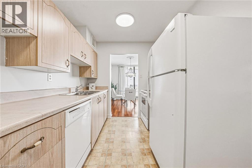 2055 UPPER MIDDLE Road Unit# 705, Burlington, Ontario, L7P3P4 — Photo 6