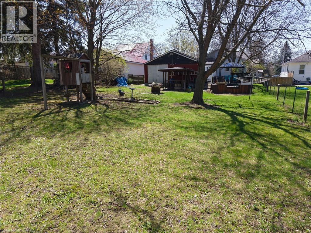 167 EASTERN Avenue, Delhi, Ontario, N4B1R8 — Photo 3
