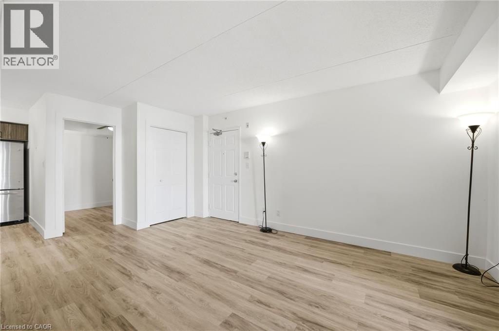 1411 WALKERS Line Unit# 308, Burlington, Ontario, L7M4P5 — Photo 8