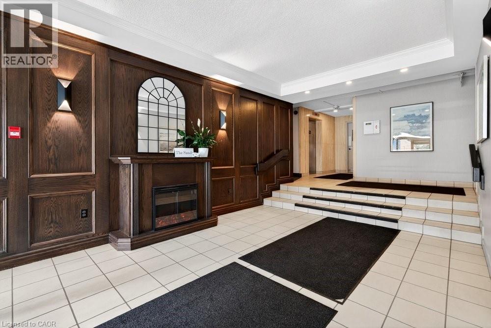 1225 NORTH SHORE Boulevard E Unit# 307, Burlington, Ontario, L7S1Z6 — Photo 4
