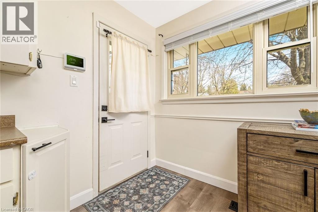 48 KNIGHTSWOOD Boulevard, Guelph, Ontario, N1E3W5 — Photo 11