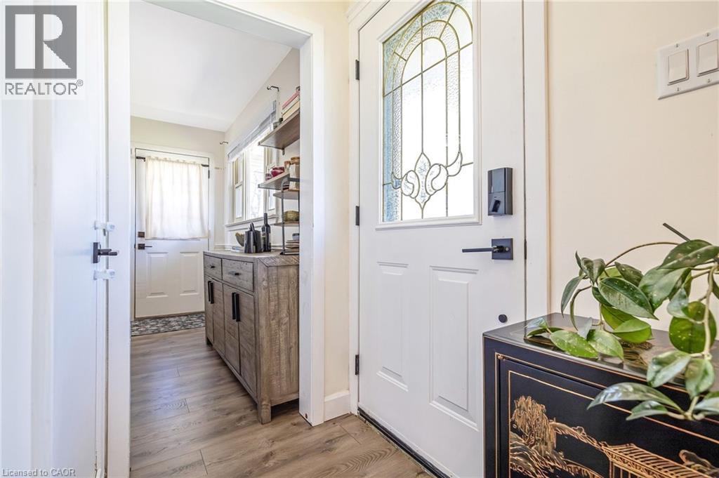 48 KNIGHTSWOOD Boulevard, Guelph, Ontario, N1E3W5 — Photo 7