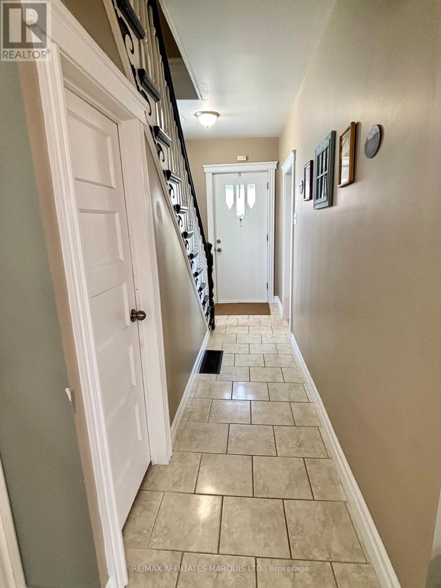 4 SEYMOUR AVENUE, Cornwall, Ontario, K6J4L7 — Photo 4