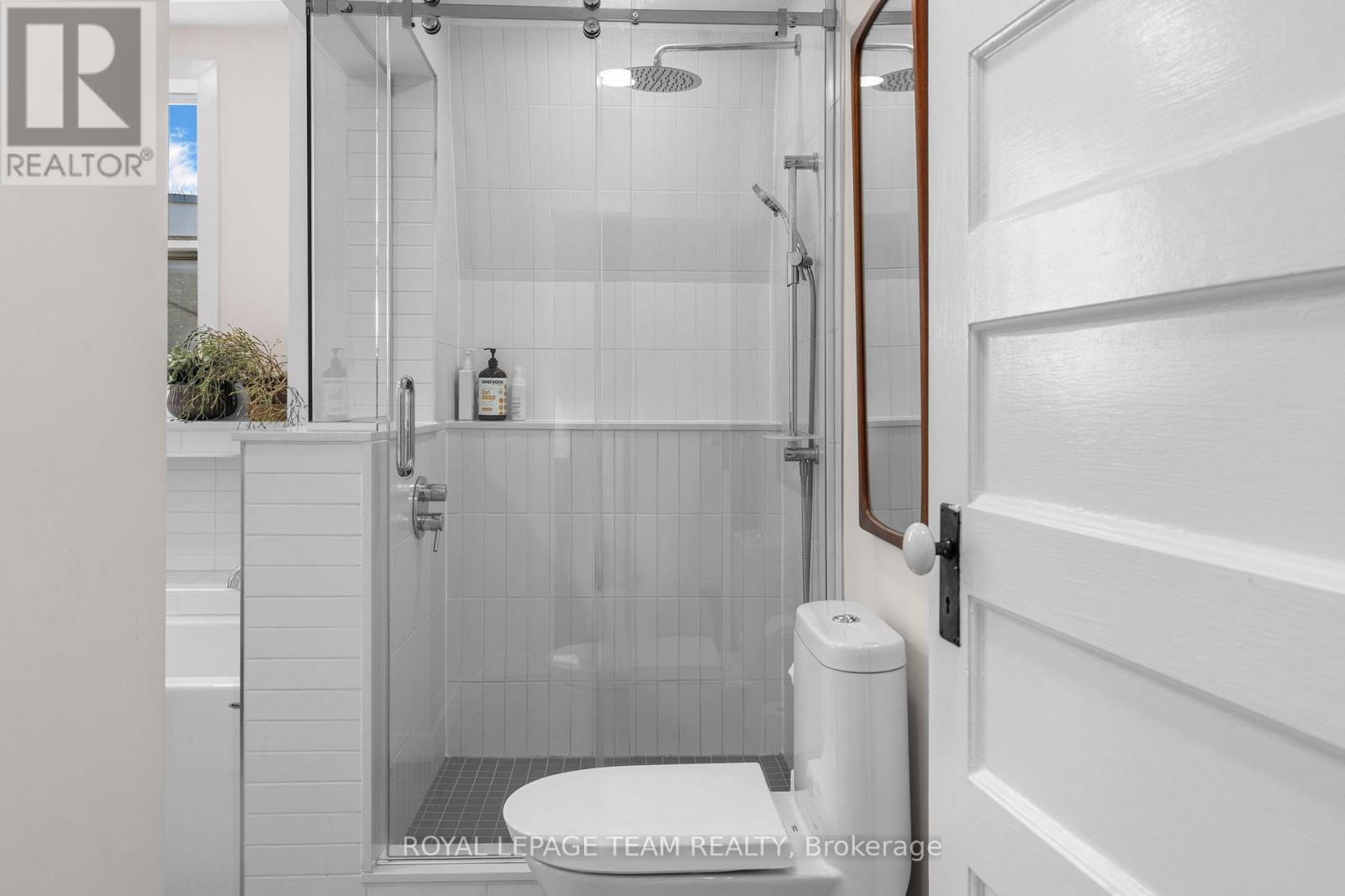 45 SPRINGFIELD ROAD, Ottawa, Ontario, K1M1C8 — Photo 15