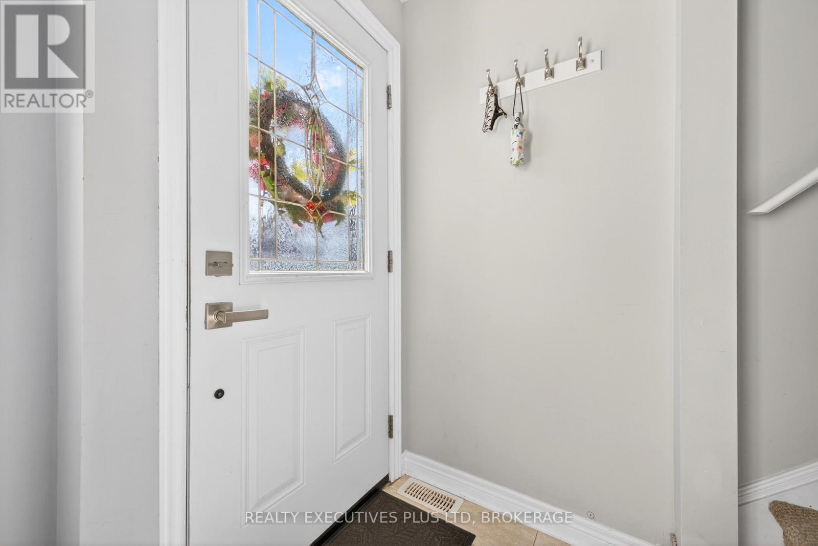 46 DONCASTER BOULEVARD, St. Catharines (Fairview), Ontario, L2N1Y5 — Photo 4