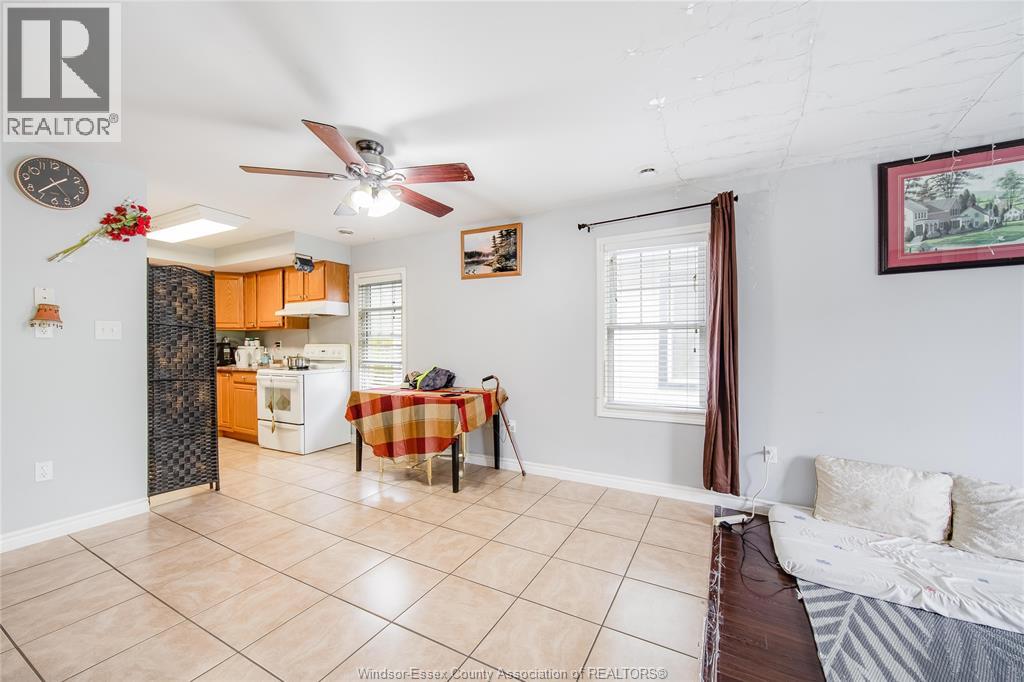 1056-60 NIAGARA, Windsor, Ontario, N9A3V2 — Photo 11