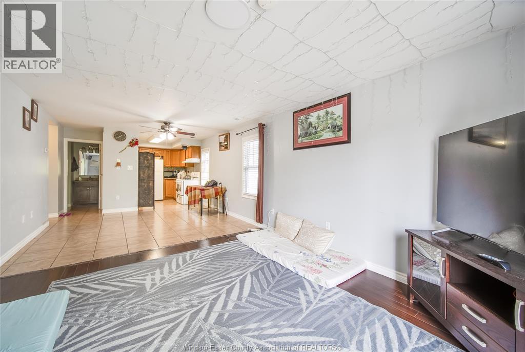 1056-60 NIAGARA, Windsor, Ontario, N9A3V2 — Photo 8