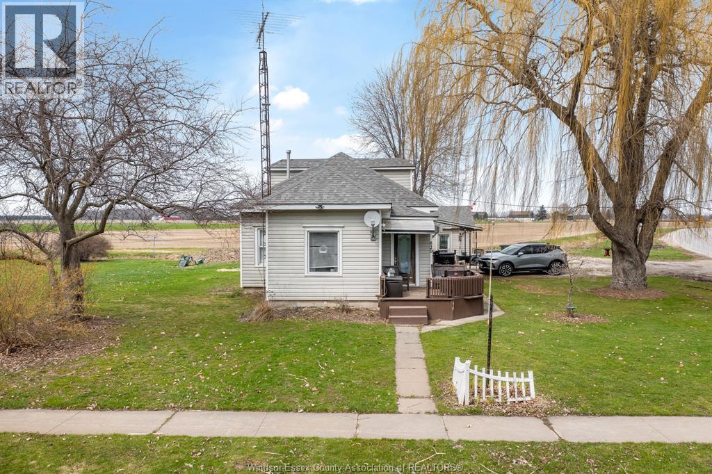 820 TOWANDA BOULEVARD, Erie Beach, Ontario, N0P1A0 — Photo 1