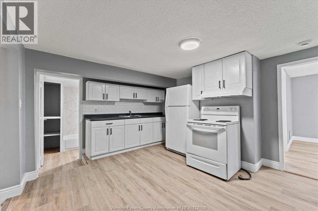 1210-1212 Monmouth, Windsor, Ontario, N8Y3M1 — Photo 12
