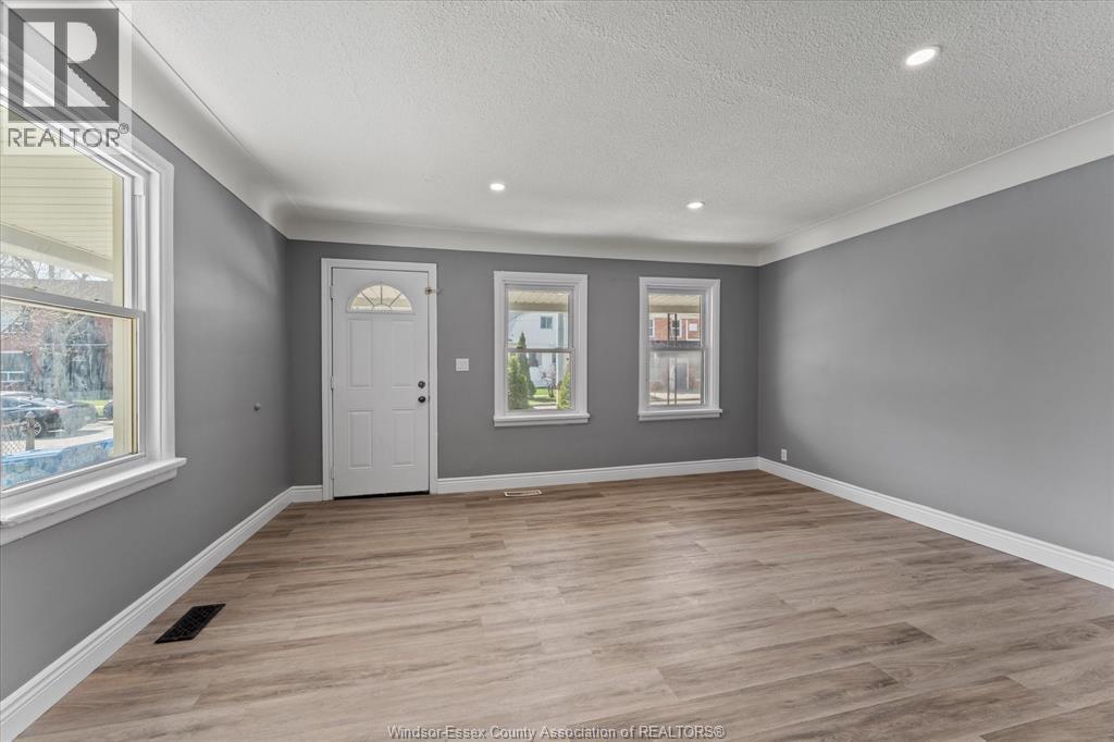 1210-1212 Monmouth, Windsor, Ontario, N8Y3M1 — Photo 8