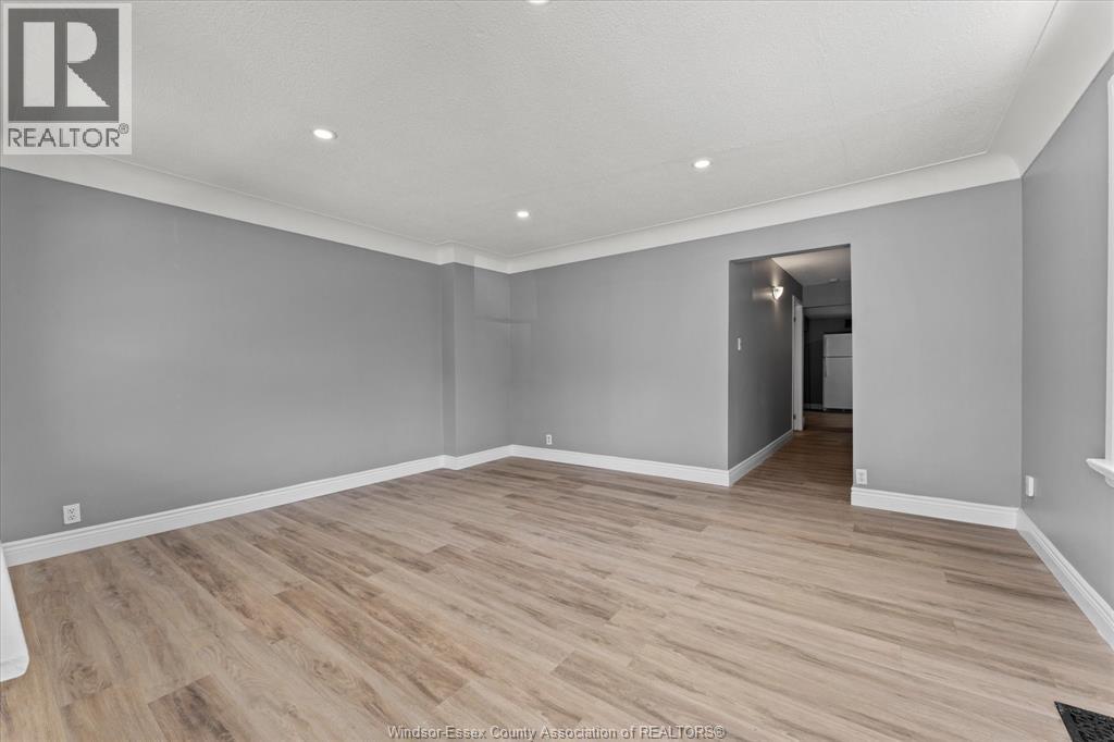 1210-1212 Monmouth, Windsor, Ontario, N8Y3M1 — Photo 9