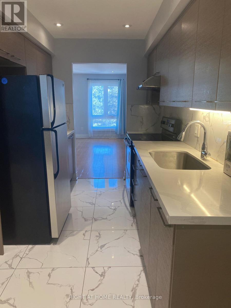 102 SEAMIST CRESCENT, Toronto (Milliken), Ontario, M1V3K4 — Photo 4