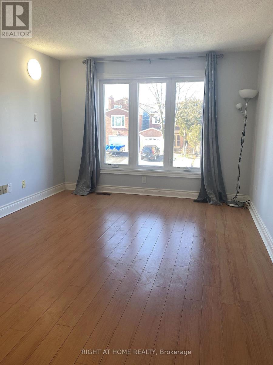 102 SEAMIST CRESCENT, Toronto (Milliken), Ontario, M1V3K4 — Photo 7