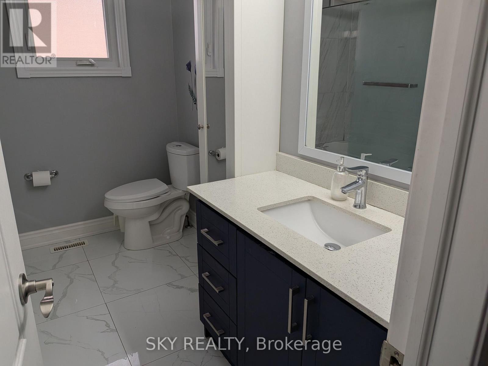 UPPER - 3 PANORAMA CRESCENT, Brampton (Northgate), Ontario, L6S3T7 — Photo 11