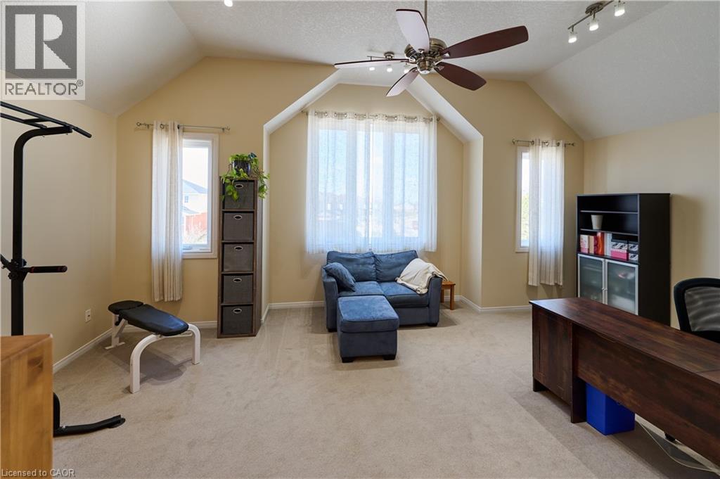 126 SNOWDROP Crescent, Kitchener, Ontario, N2E4G7 — Photo 17
