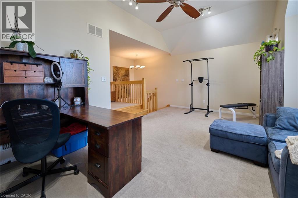 126 SNOWDROP Crescent, Kitchener, Ontario, N2E4G7 — Photo 19