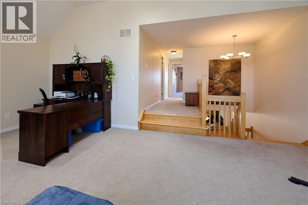 126 SNOWDROP Crescent, Kitchener, Ontario, N2E4G7 — Photo 20