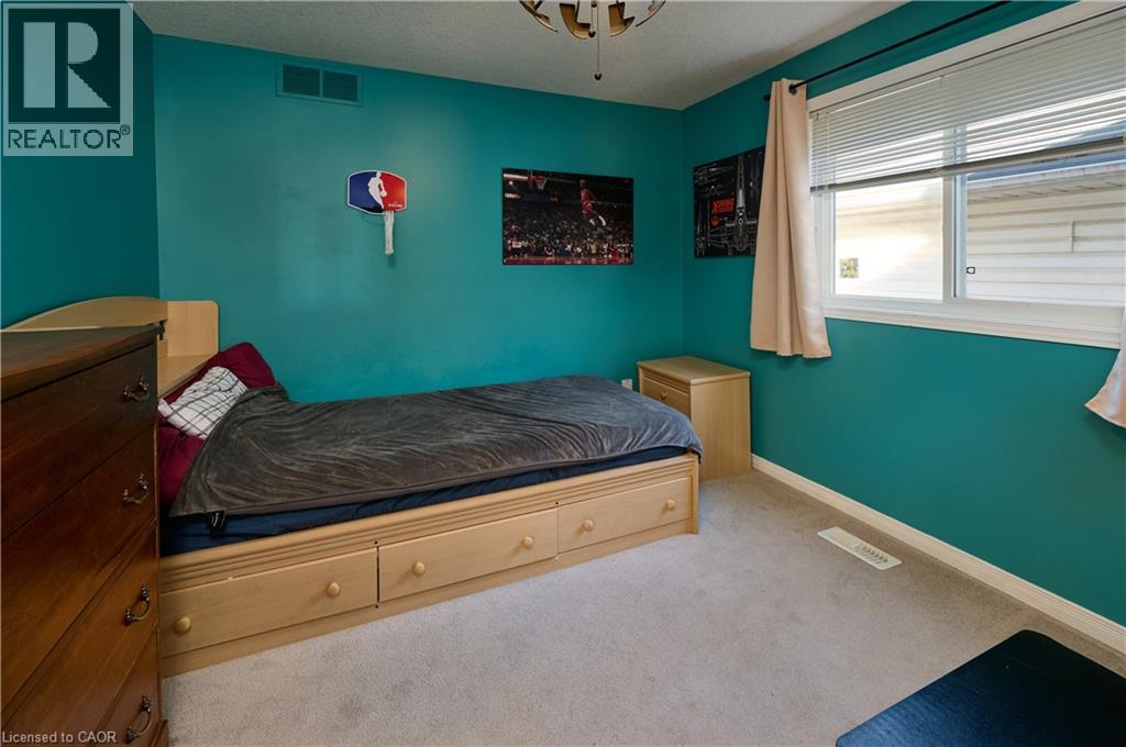 126 SNOWDROP Crescent, Kitchener, Ontario, N2E4G7 — Photo 26