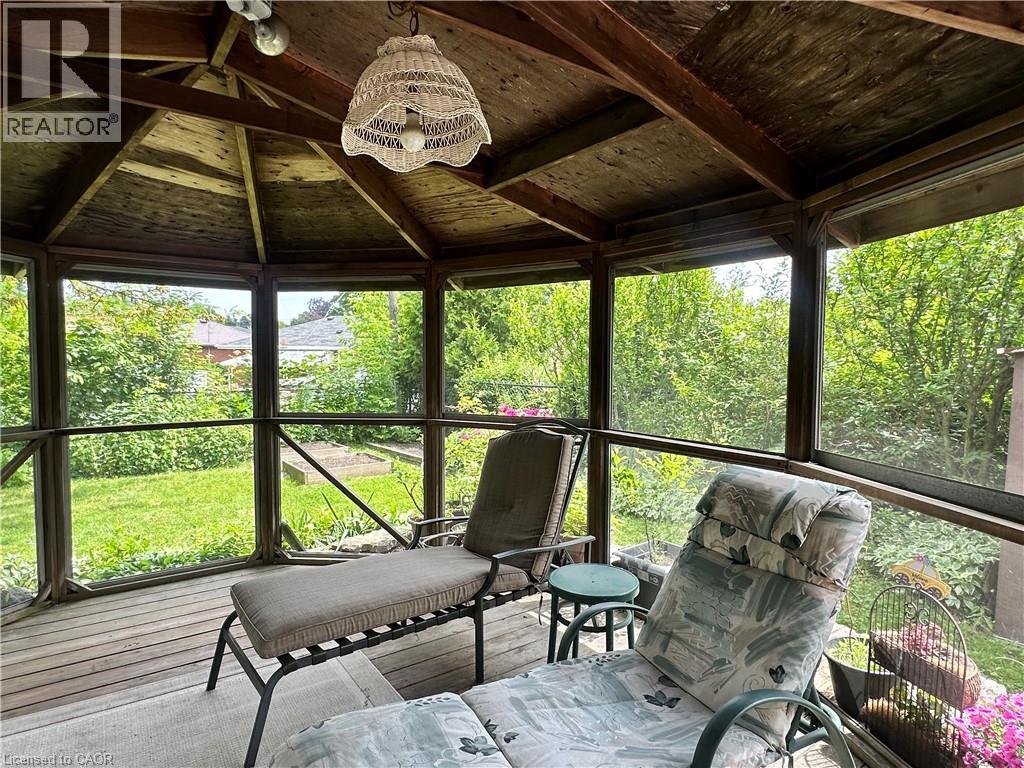 129 BROKER Drive, Hamilton, Ontario, L8T2B8 — Photo 33