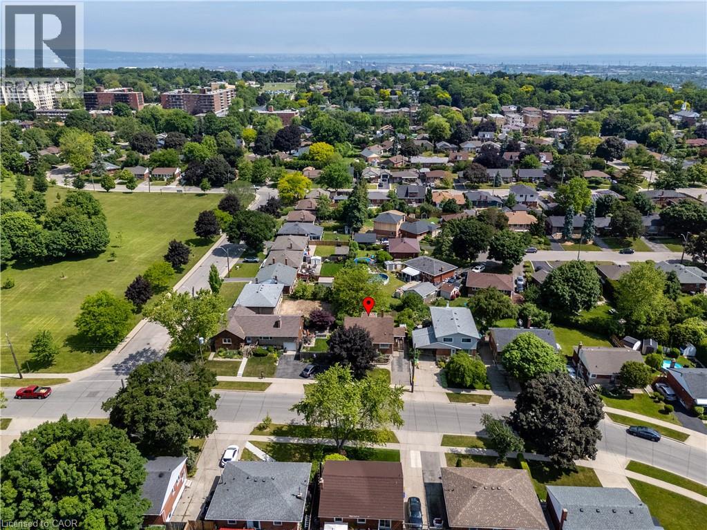 129 BROKER Drive, Hamilton, Ontario, L8T2B8 — Photo 35