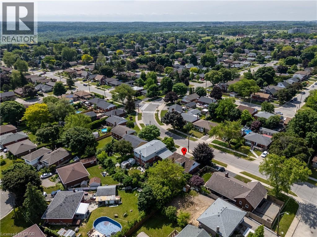 129 BROKER Drive, Hamilton, Ontario, L8T2B8 — Photo 37