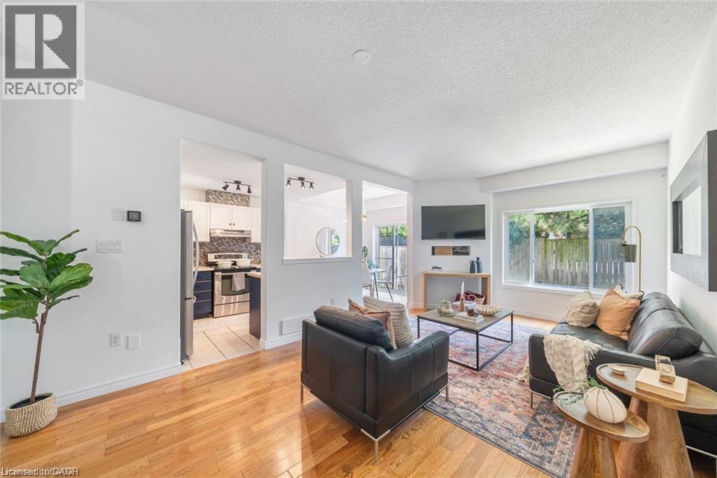 10 LIDDYCOAT Lane Unit# 4, Hamilton, Ontario, L9G0A7 — Photo 10