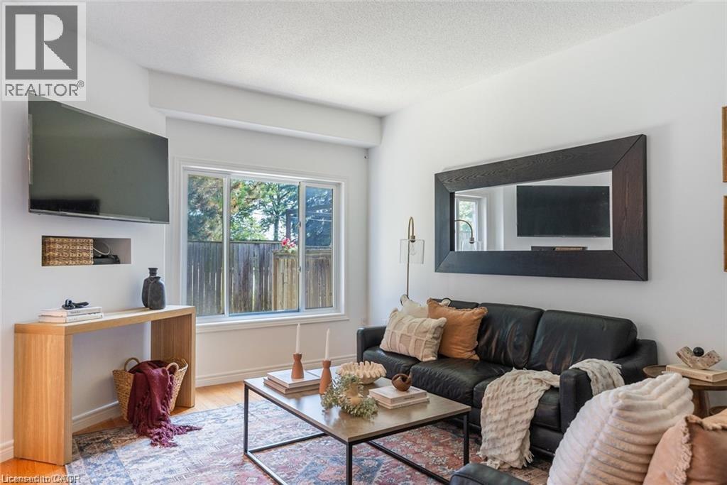 10 LIDDYCOAT Lane Unit# 4, Hamilton, Ontario, L9G0A7 — Photo 14