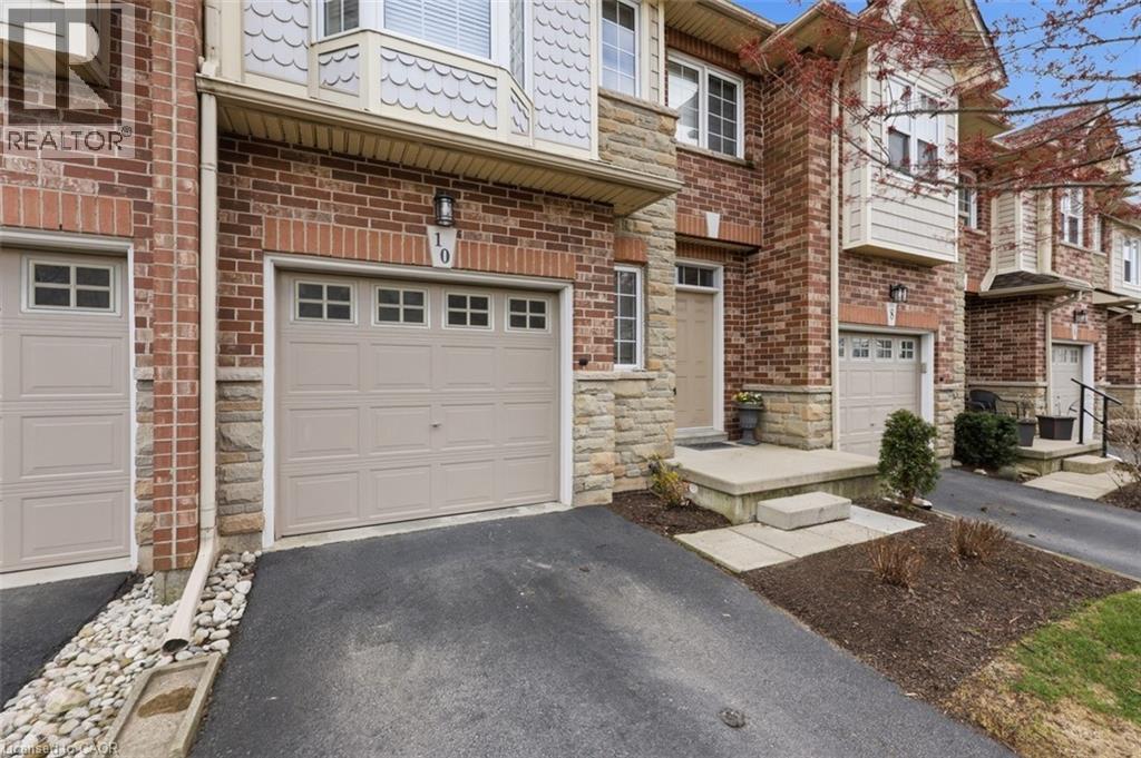 10 LIDDYCOAT Lane Unit# 4, Hamilton, Ontario, L9G0A7 — Photo 2