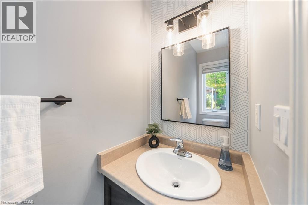 10 LIDDYCOAT Lane Unit# 4, Hamilton, Ontario, L9G0A7 — Photo 23