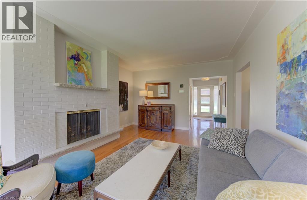 182 RIPPLEWOOD Crescent, Kitchener, Ontario, N2M4R8 — Photo 11