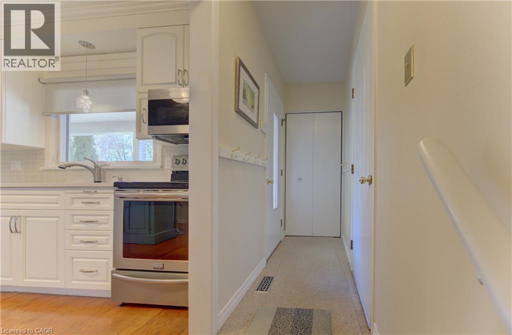 182 RIPPLEWOOD Crescent, Kitchener, Ontario, N2M4R8 — Photo 20