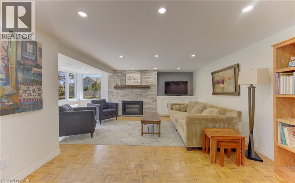 182 RIPPLEWOOD Crescent, Kitchener, Ontario, N2M4R8 — Photo 40