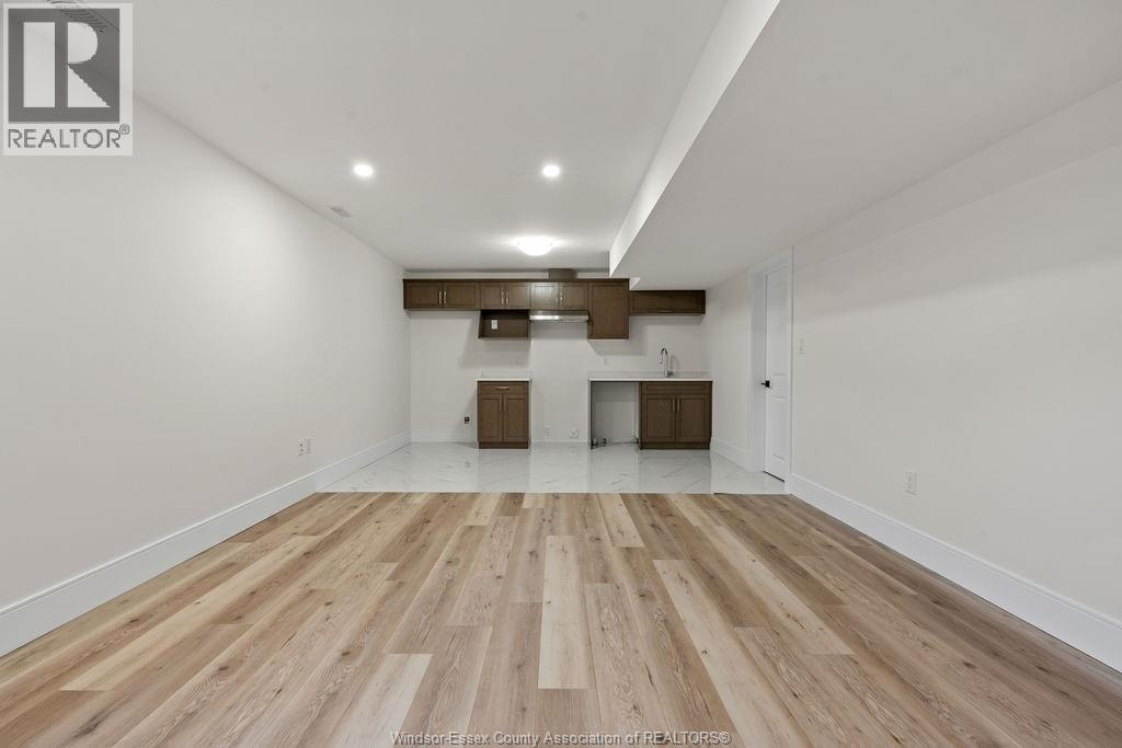 2466 PARTINGTON AVENUE, Windsor, Ontario, N9E0A9 — Photo 31