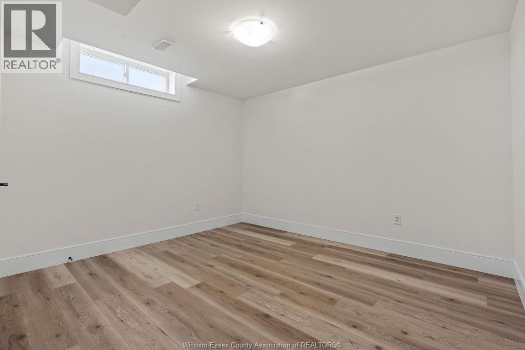 2466 PARTINGTON AVENUE, Windsor, Ontario, N9E0A9 — Photo 33