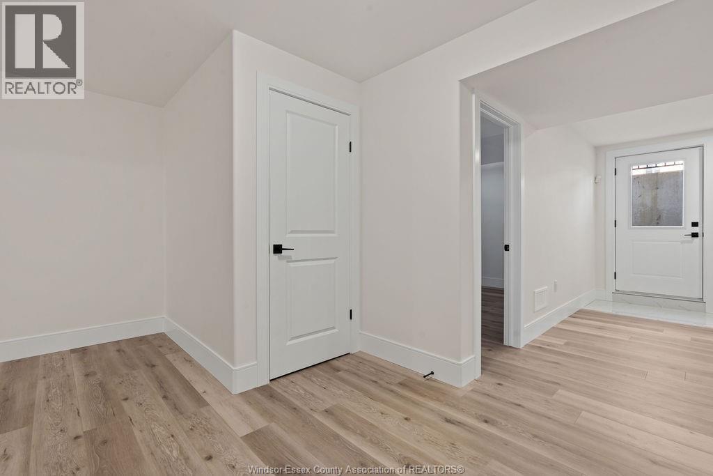 2466 PARTINGTON AVENUE, Windsor, Ontario, N9E0A9 — Photo 36