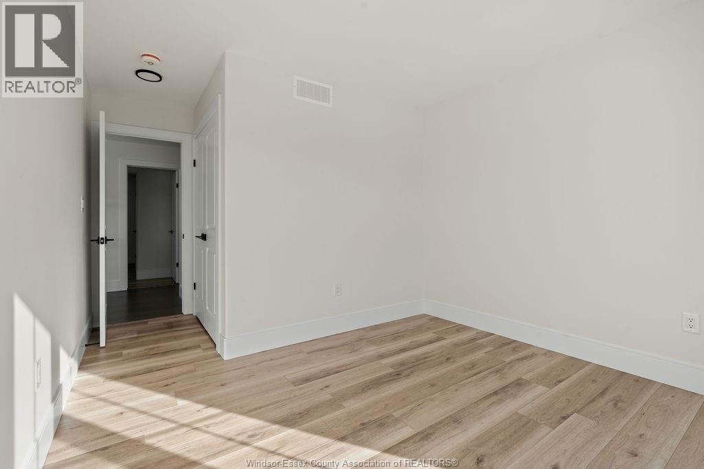 2466 PARTINGTON AVENUE, Windsor, Ontario, N9E0A9 — Photo 40