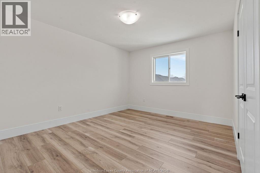 2466 PARTINGTON AVENUE, Windsor, Ontario, N9E0A9 — Photo 41