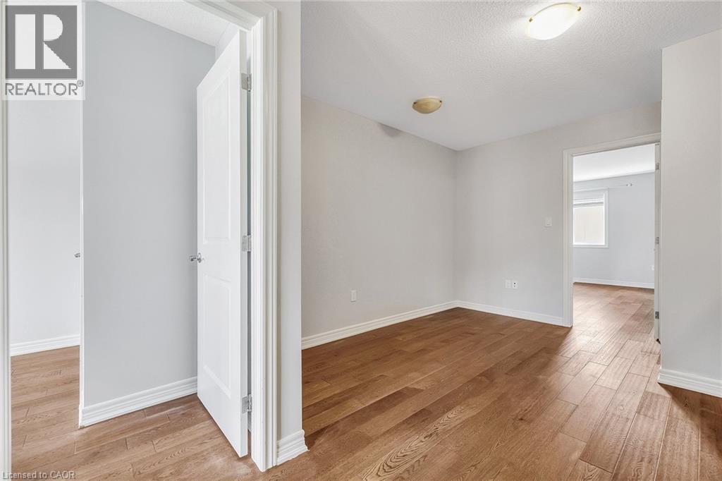 89 SONOMA VALLEY Crescent, Hamilton, Ontario, L9B0J3 — Photo 17