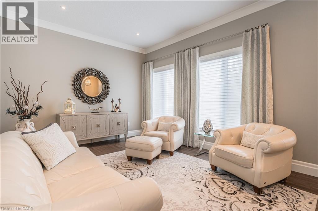 23 HIGHGROVE Court, Cambridge, Ontario, N3H4R8 — Photo 4