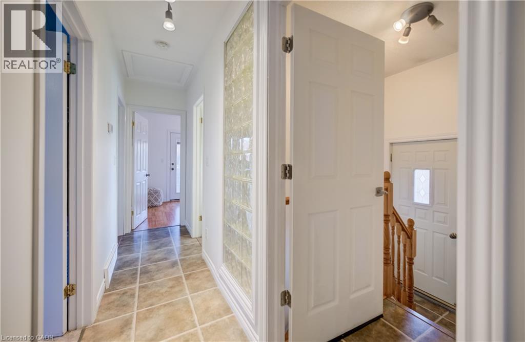 22 DUNCAIRN Avenue, Kitchener, Ontario, N2M4S4 — Photo 16