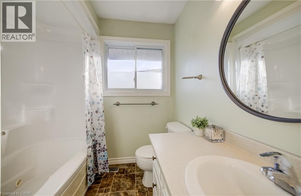 22 DUNCAIRN Avenue, Kitchener, Ontario, N2M4S4 — Photo 23