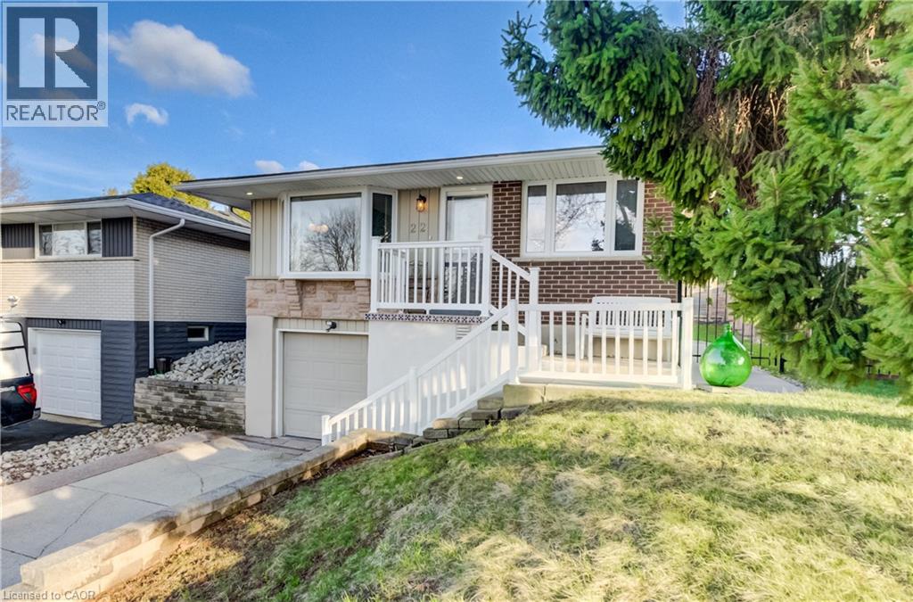 22 DUNCAIRN Avenue, Kitchener, Ontario, N2M4S4 — Photo 3