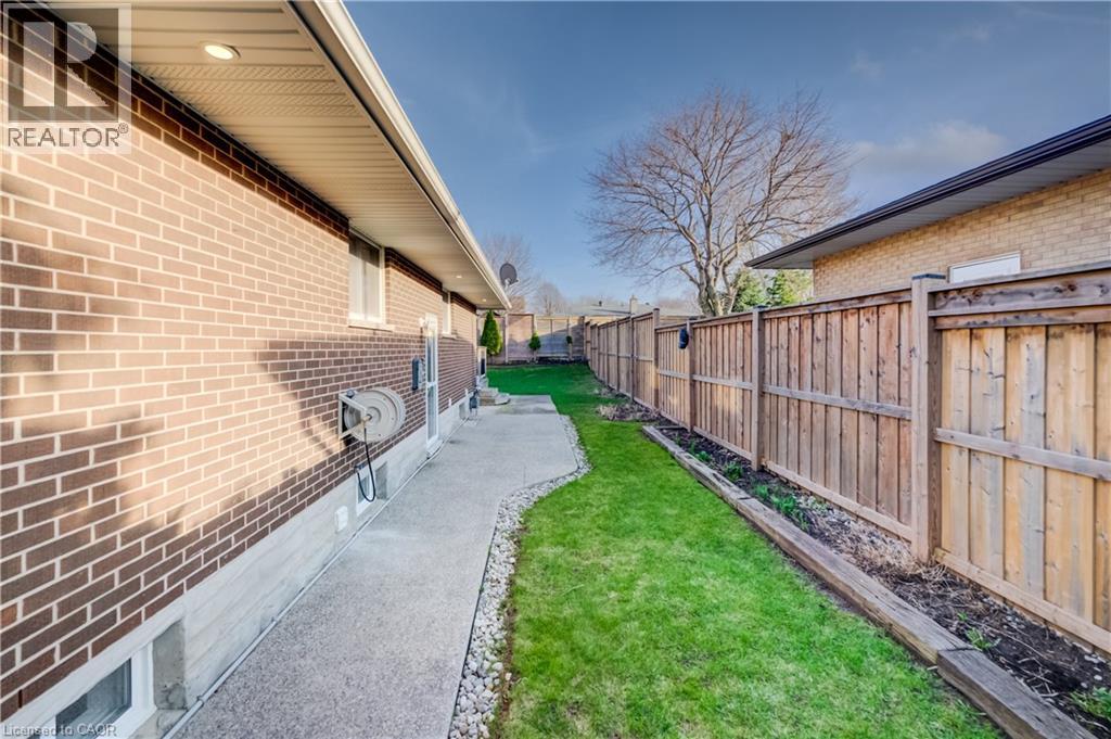 22 DUNCAIRN Avenue, Kitchener, Ontario, N2M4S4 — Photo 37