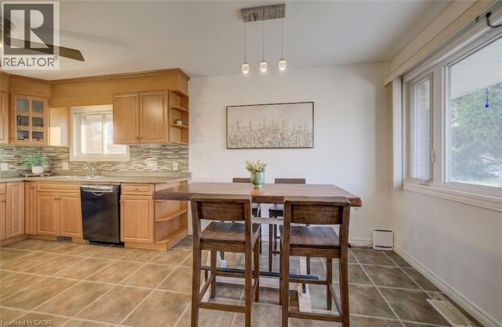 22 DUNCAIRN Avenue, Kitchener, Ontario, N2M4S4 — Photo 7