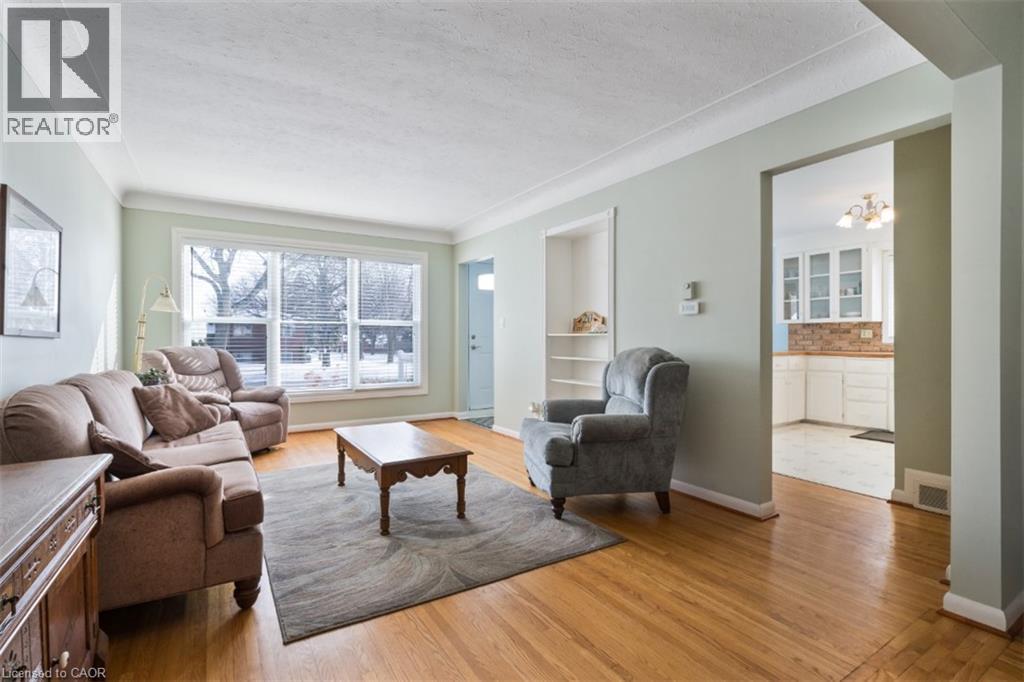 20 CARDINAL Drive, Hamilton, Ontario, L9A4H4 — Photo 10