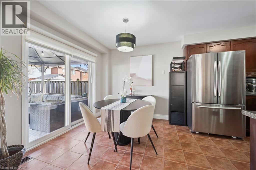 28 GRIFFITHS Avenue, Cambridge, Ontario, N1P1J7 — Photo 9